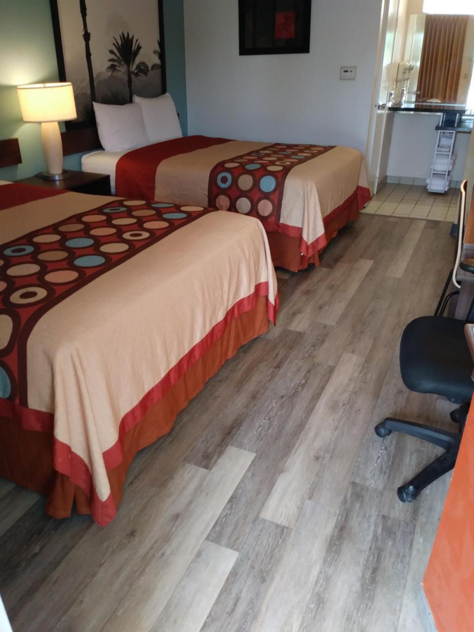 Hotel Super 8 By Wyndham Indio Exterior foto